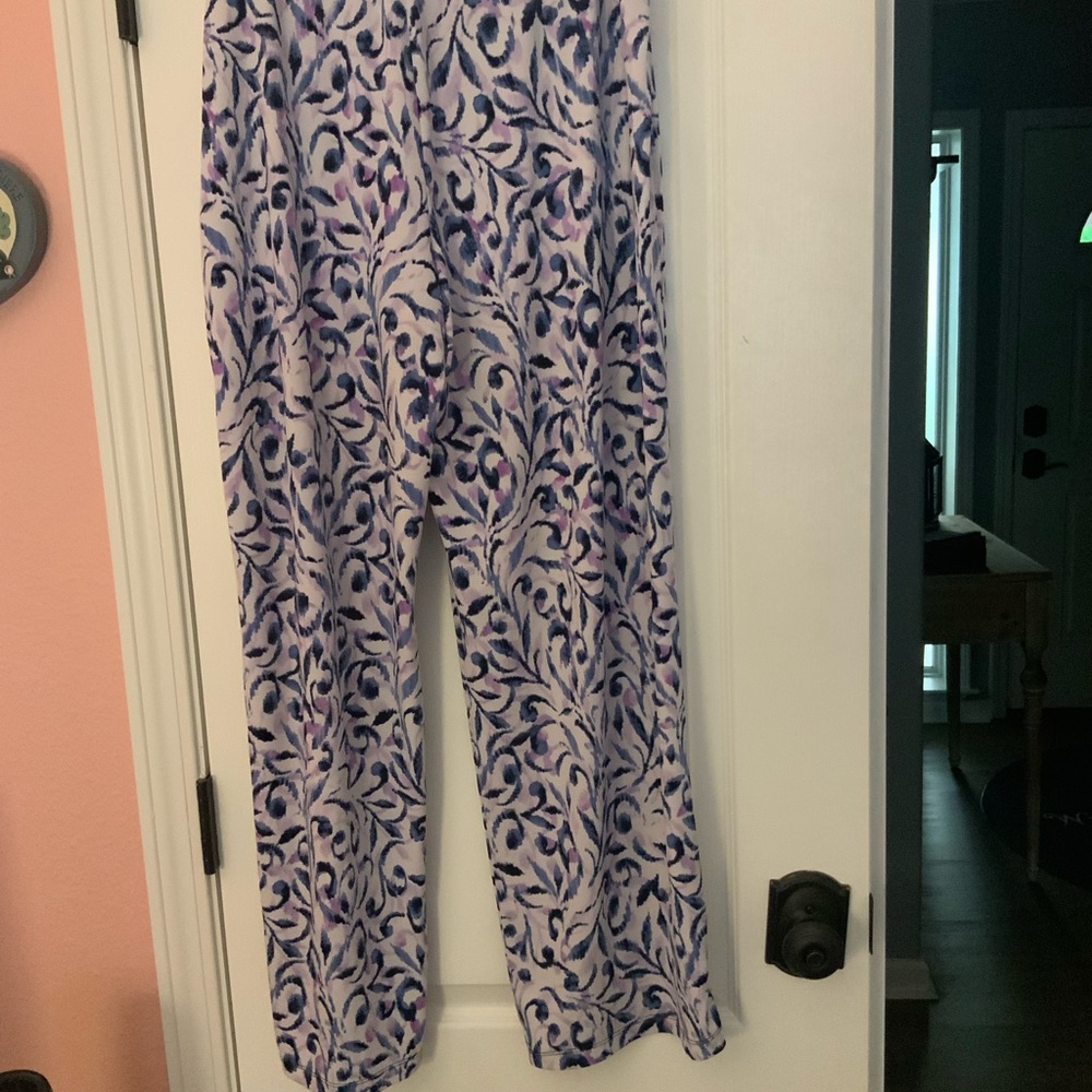 Susan Graver Blue and White Patterned Garment Size L 14/16 - Picture 2 of 3
